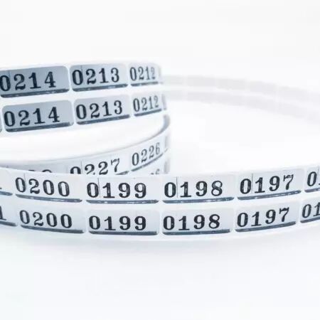 Etiquette d\'identification M�tallique de 2000 num�ros